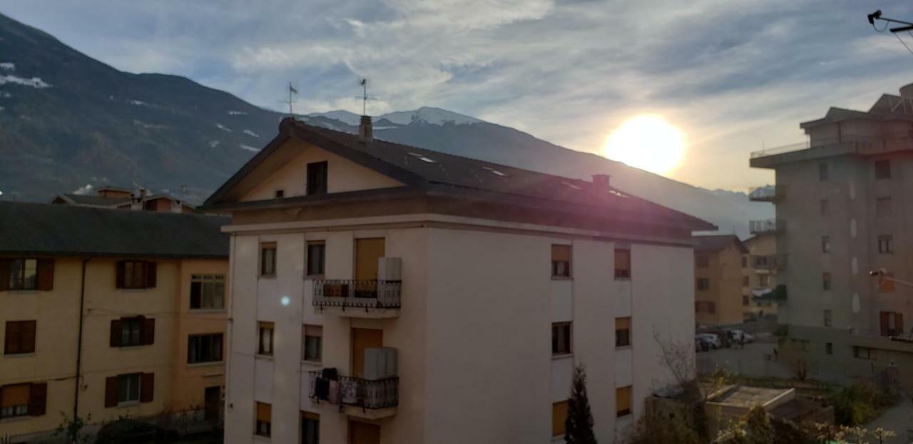 Le Chat A Pois Aosta Exterior foto